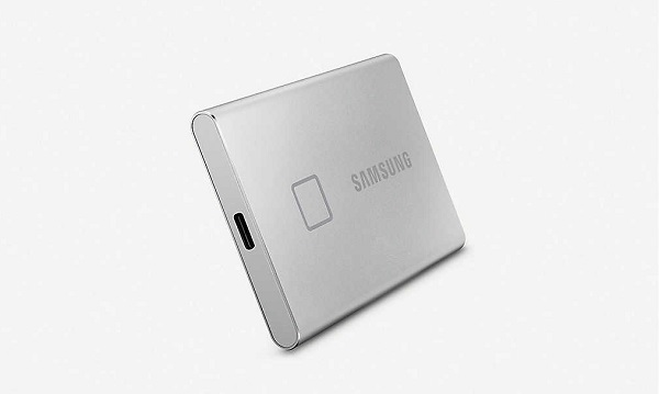 SAMSUNG SSD T7 Touch USB 2TB Silver portable hard drive
